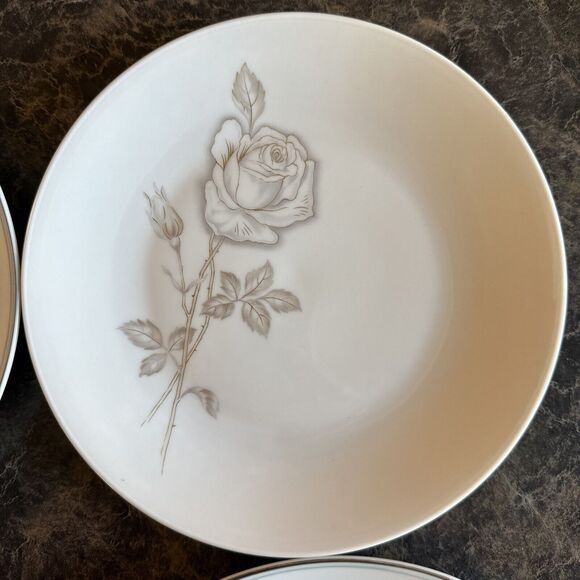 Set Of 4 Mismatched Salad Cake Dessert Plates Florals Wedding Shower Parties - Picture 3 of 10